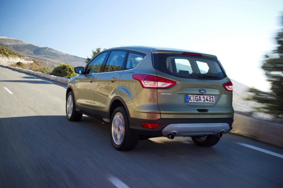  Ford Kuga 2013 года  (фото 35 из 36)
